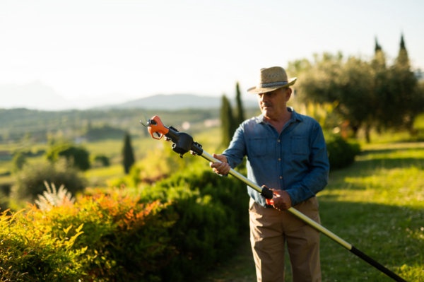 Stocker Tijera Poda a Bateria Magma E- TP35 con mango telescopico 205 - 310 cm